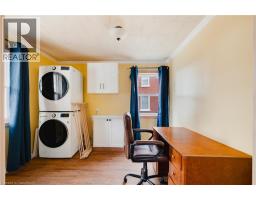 275 CLAYTON Street E - 18