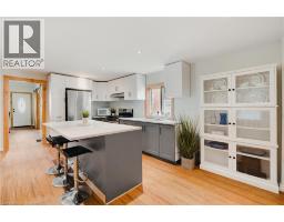 275 CLAYTON Street E - 2