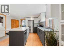 275 CLAYTON Street E - 4