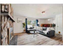 275 CLAYTON Street E - 5