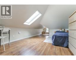 113 LYNDEN Road - 19