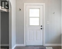136 ROBINSON Street - 10