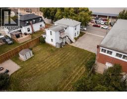136 ROBINSON Street - 8