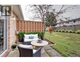 67 VALLEYVIEW Road UnitNo. 37 - 10