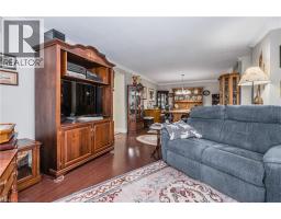250 GLENRIDGE Drive S UnitNo. 1106 - 15