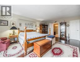 250 GLENRIDGE Drive S UnitNo. 1106 - 25