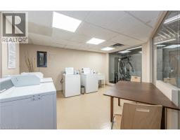 250 GLENRIDGE Drive S UnitNo. 1106 - 33