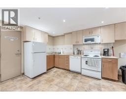 250 GLENRIDGE Drive S UnitNo. 1106 - 37