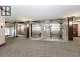 250 GLENRIDGE Drive S UnitNo. 1106 - 6