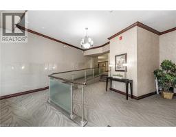 250 GLENRIDGE Drive S UnitNo. 1106 - 7