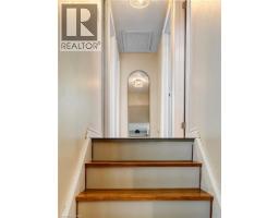 661 GLEN FORREST Boulevard - 17