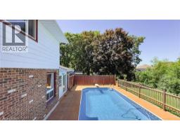 1061 HENRY Street - 27