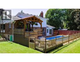 1061 HENRY Street - 31