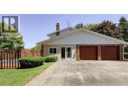 1061 HENRY Street - 32