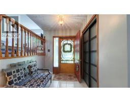1061 HENRY Street - 4