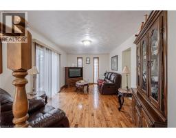 2 ANGLE Street - 18