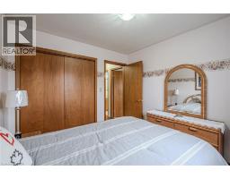 2 ANGLE Street - 27
