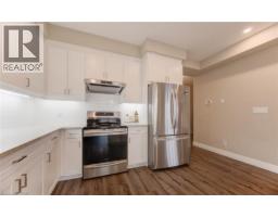 153 MOUNTAIN HOLLY Court - 14