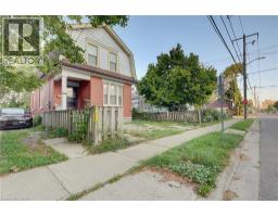201 CLARENCE Street - 1