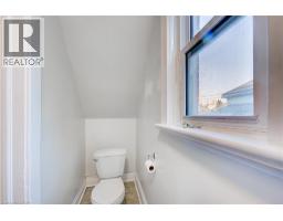 201 CLARENCE Street - 17