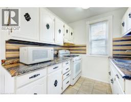 201 CLARENCE Street - 24