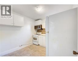 201 CLARENCE Street - 32