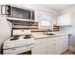 201 CLARENCE Street - 34