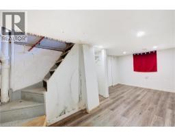 201 CLARENCE Street - 38