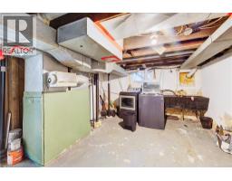 201 CLARENCE Street - 41