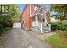 103 DUNBAR Road S - 2