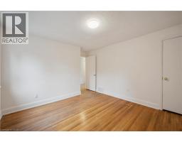 103 DUNBAR Road S - 27