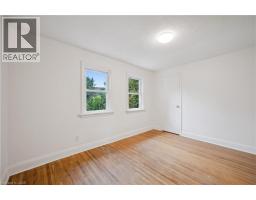 103 DUNBAR Road S - 28