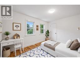 103 DUNBAR Road S - 29