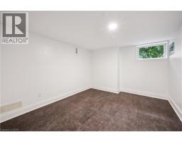 103 DUNBAR Road S - 34