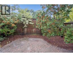 103 DUNBAR Road S - 42