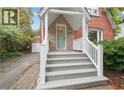 103 DUNBAR Road S - 5