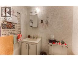 554 SPRUCEHILL Avenue - 33