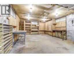 187 EDWIN Street - 44