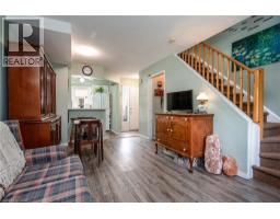 465 BEECHWOOD Place UnitNo. 2 - 14
