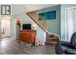 465 BEECHWOOD Place UnitNo. 2 - 15
