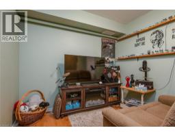 465 BEECHWOOD Place UnitNo. 2 - 33