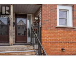 465 BEECHWOOD Place UnitNo. 2 - 4