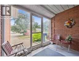 282 WESTHEIGHTS Drive - 3
