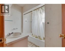 563 WELLINGTON Street N - 6