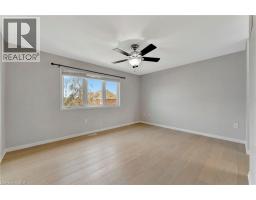 54 HORTON Walk - 19