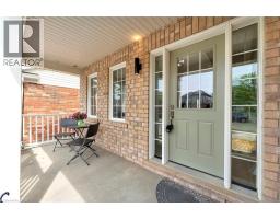 54 HORTON Walk - 4
