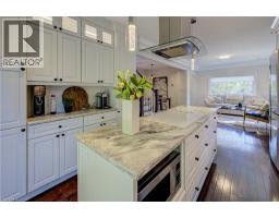 19 DUNBAR Road N - 15