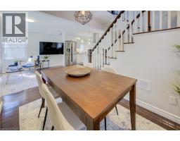19 DUNBAR Road N - 18