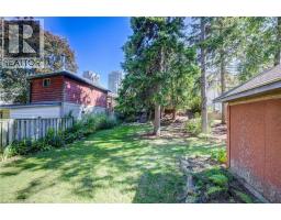 19 DUNBAR Road N - 42