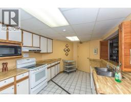 4 WILLOW Street UnitNo. 903 - 40